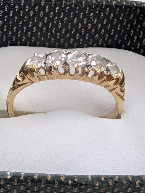 5 Diamond Anniversary Ring 18K Yellow Gold