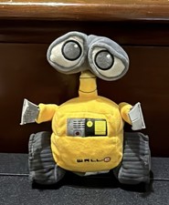 Pixar's 8  Wall-E Robot Plush Disney Store Exclusive Limited Edition