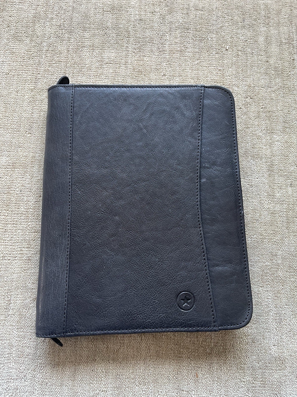 Aarōn Leather Portfolio Binder (Genuine Leather)