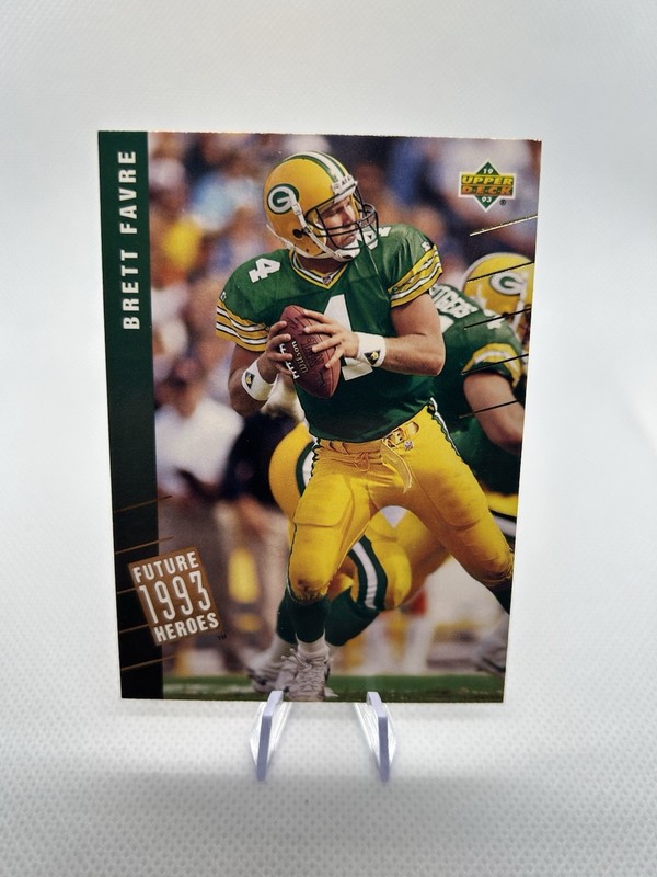 1993 Upper Deck - Future Heroes Brett Favre #44