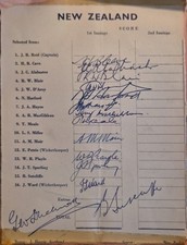 NEW ZEALAND CRICKET TEAM 1958 ORIGINAL AUTOGRAPH TEAM GROUP 14 X SIGNATURES