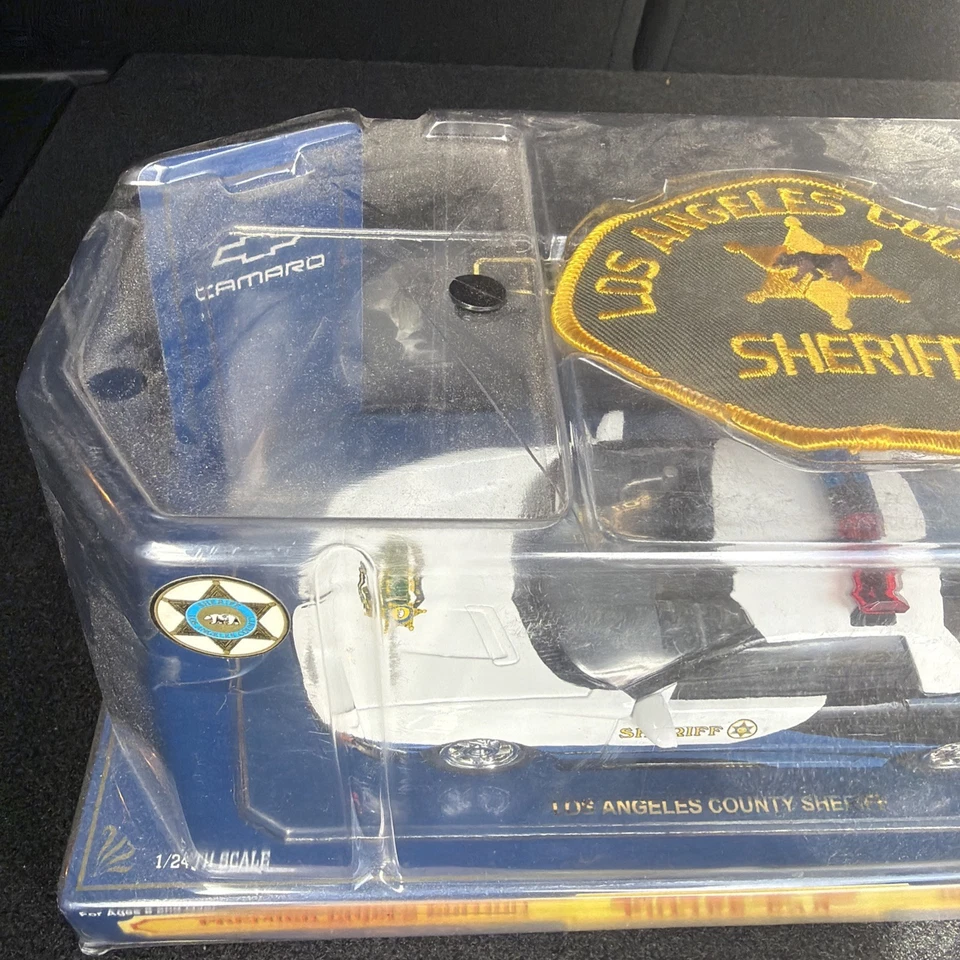 CODE 3 - PREMIER CHIEF'S ED. - LOS ANGELES COUNTY SHERIFF CAMARO POLICE CAR 1/24 - Image 3 of 4