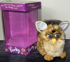  READ Vintage 1998 Tiger Electronics Furby Giraffe Brown/Tan w/Box  Tag