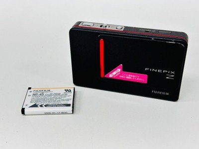 Fujifilm Finepix Z300 Compact Digital Camera Black Excellent C106