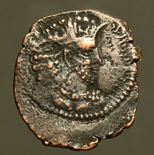 KS12-67 KUSHANO-SASANIAN. Ardashir I, c. 230-245AD. Goddess Anahita Enthroned