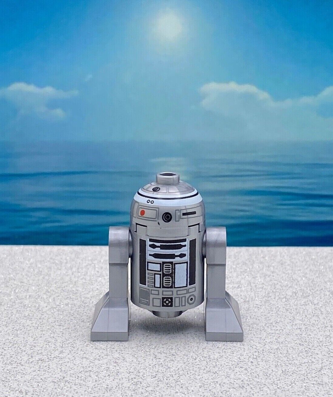LEGO Star Wars Astromech Droid R2-Q2 Minifigure 7915