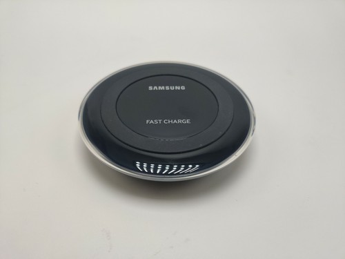 Samsung Wireless Charging Pad - Black - Photo 2 sur 6
