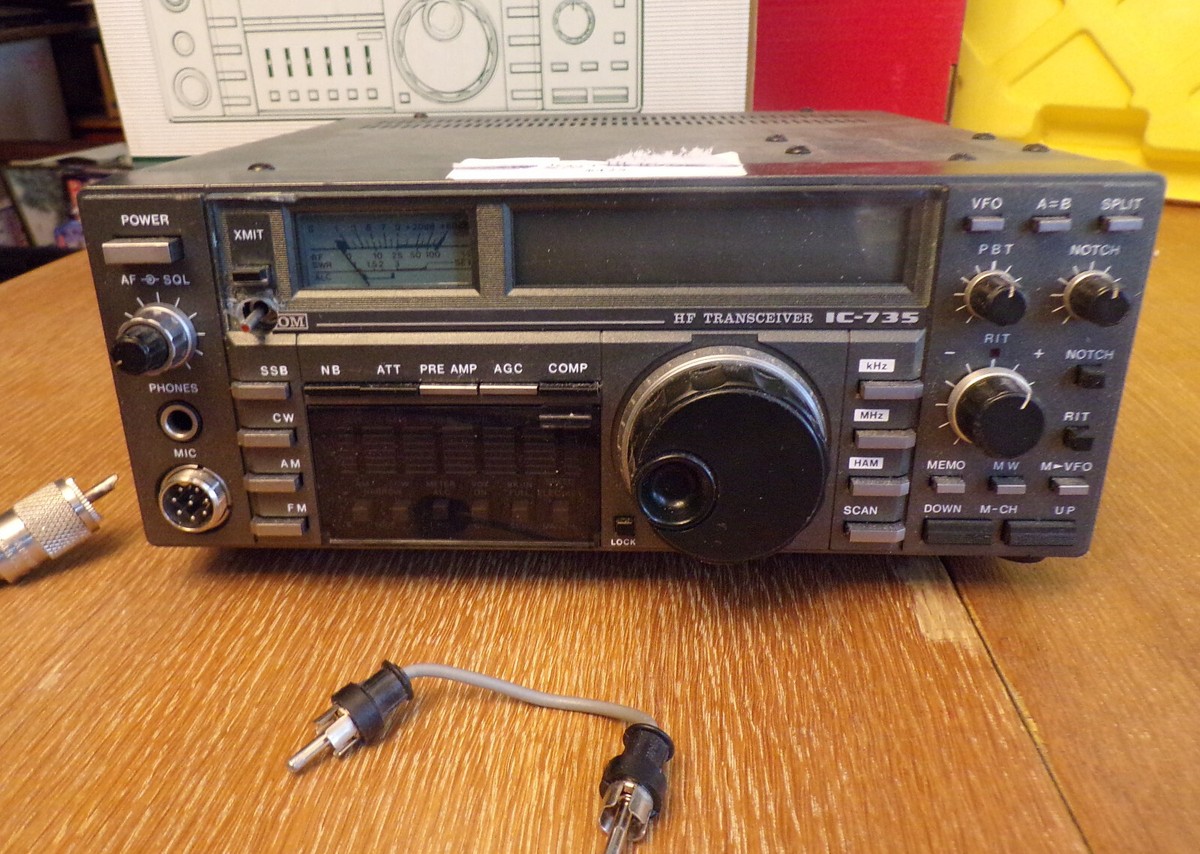 ICOM HF All Band Transceiver IC-735 (SSB CW AM FM) Gen'l ICOM HF All Band Transceiver IC-735 (SSB CW AM FM) Gen'l