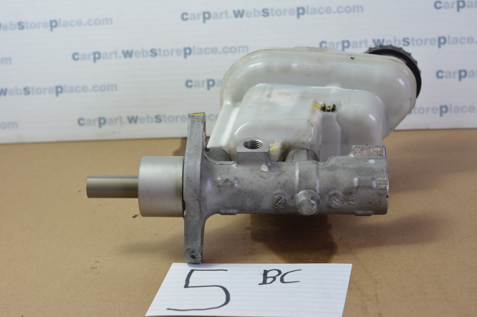 2014 Ford Explorer 3.5L, Auto, FWD Used Master Brake Cylinder #5-BC