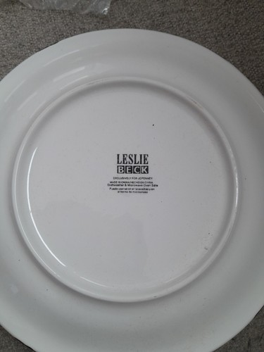 Winter By Leslie Beck 4 Dessert Plates 9" - Picture 6 of 11