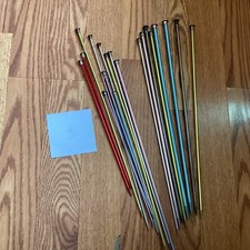 Lot 3 of 20 Knitting Needles