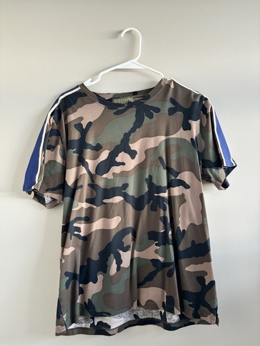 Valentino Camo Tee 2000s Vintage