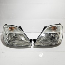 Coppia Fari Anteriori Ford Fiesta Mk6 01-05 - Ricondizionati, ottime condizioni