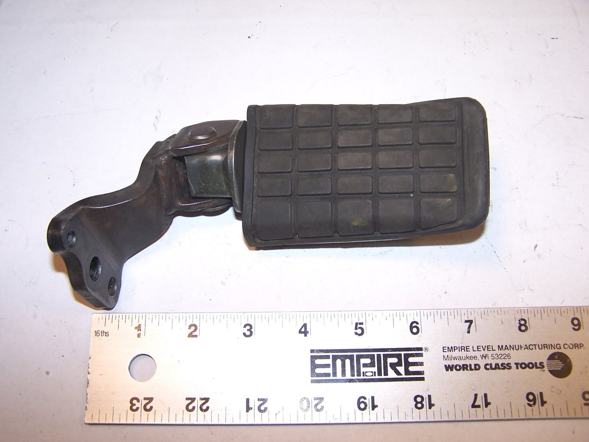 HONDA PC800 PACIFIC COAST FRONT RIGHT FOOTREST & BRACKET