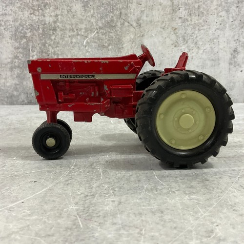 Vintage International Tractor Toy Car Farm Vehicle Red - Picture 4 of 6