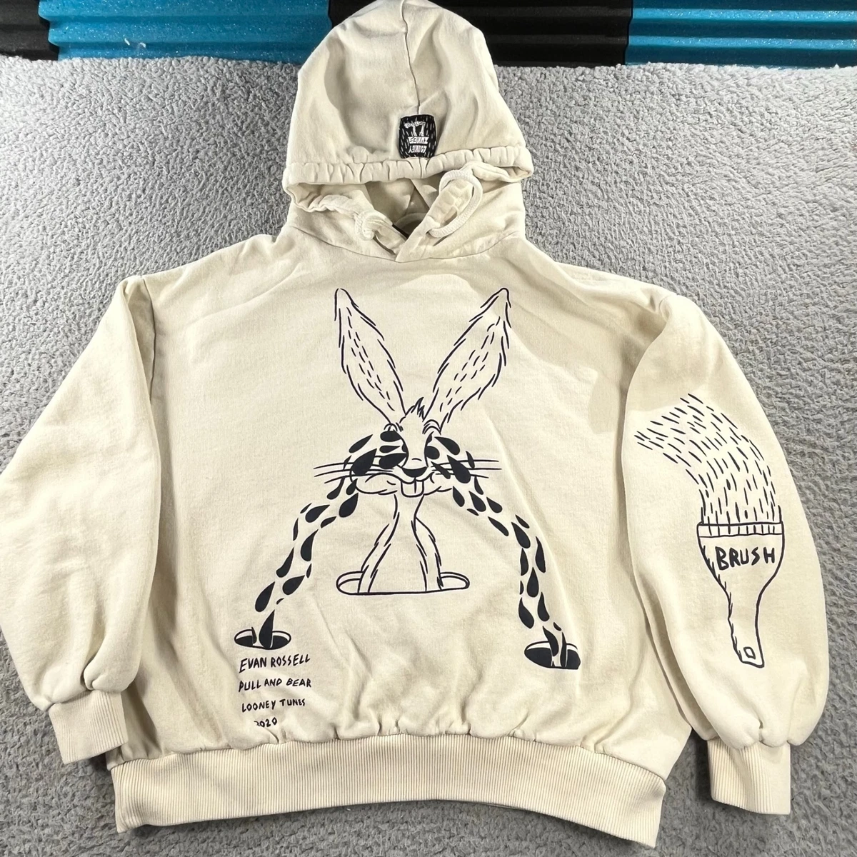 Pull and hotsell bear hoodie mens