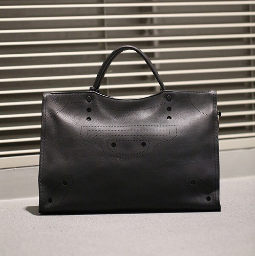 balenciaga black out