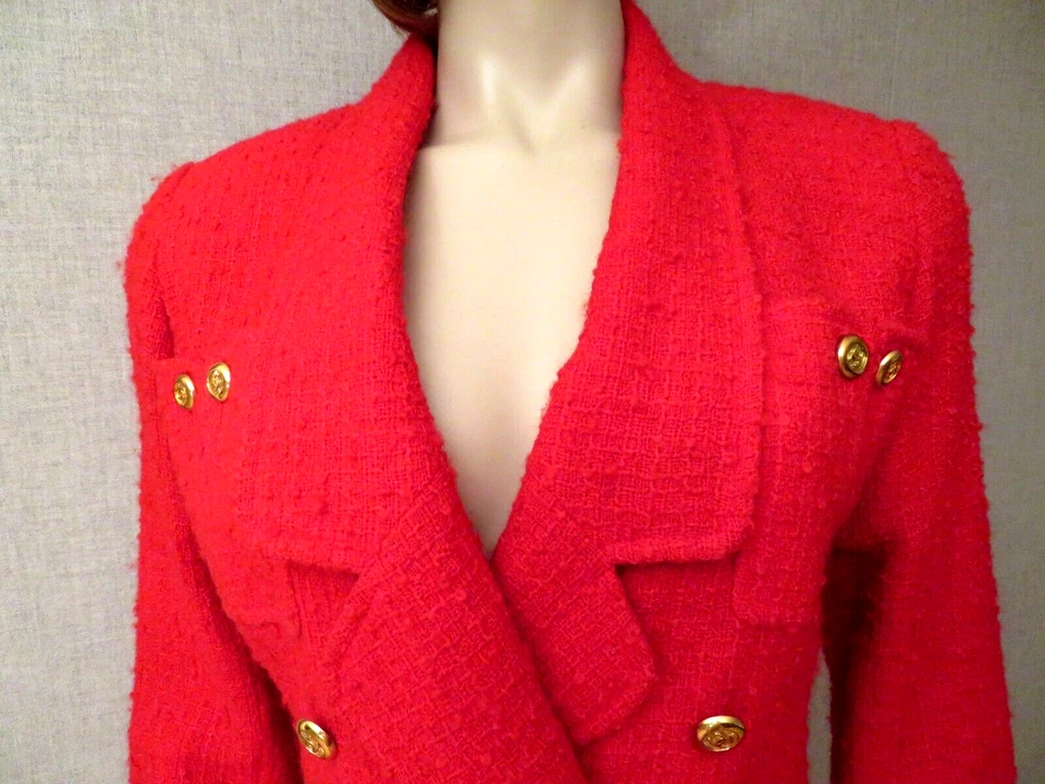 Chanel Vestido Tweed Rojo Plisado Falda Traje Primavera Verano Logo CC De Colección Talla 38 Foto 2 de 4