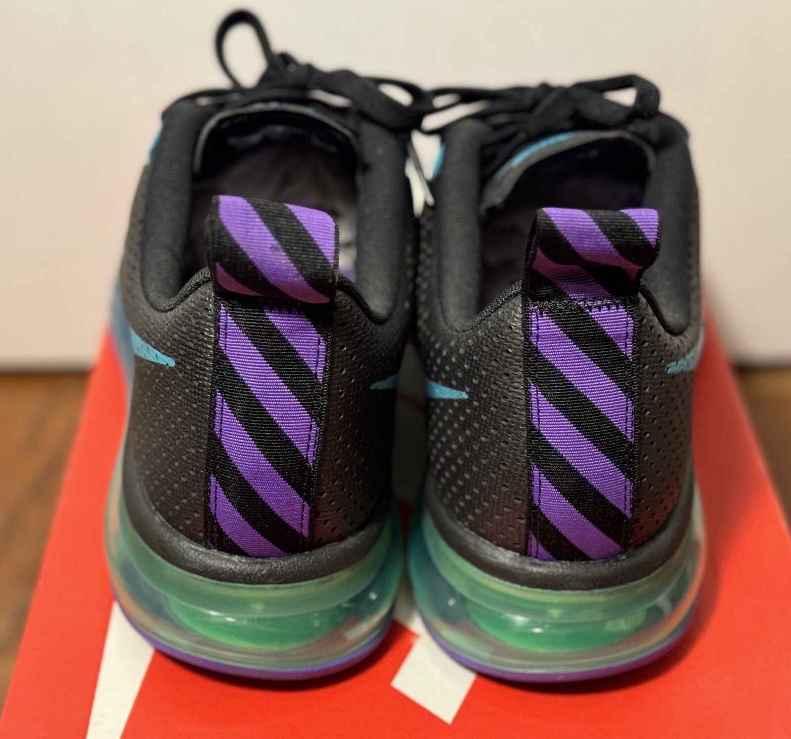 Size 10 - Nike Air Max Motion Black