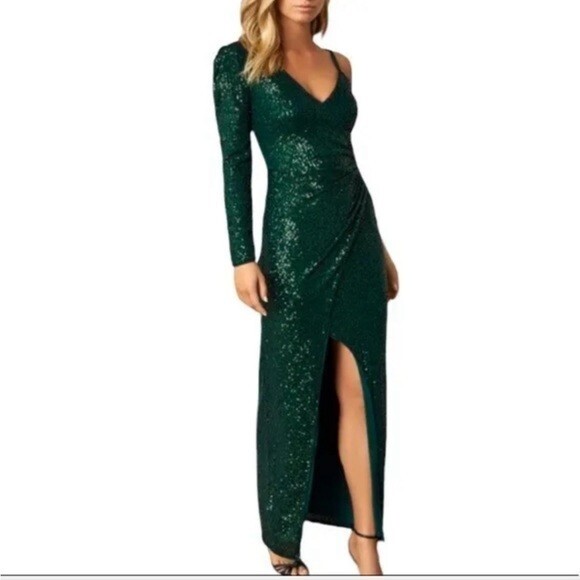 fern green dresses Mint Green Cap Sleeves Long Bridesmaid Dress – FancyVestido main image 1