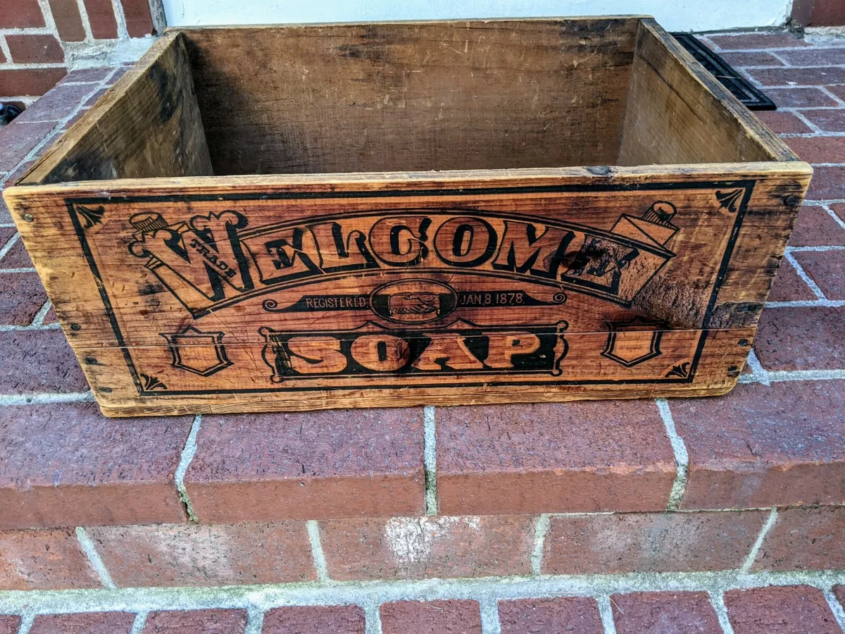 Nice wooden box outlet