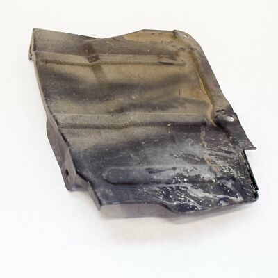 Toyota RAV4 XA40 2.5h Couvercle de soubassement de moteur côté