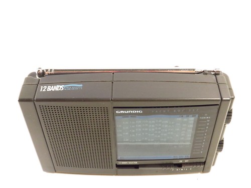 Radio récepteur Grundig YB 207 12 bandes Yacht Boy World NEUVE, NOS - Photo 8/13