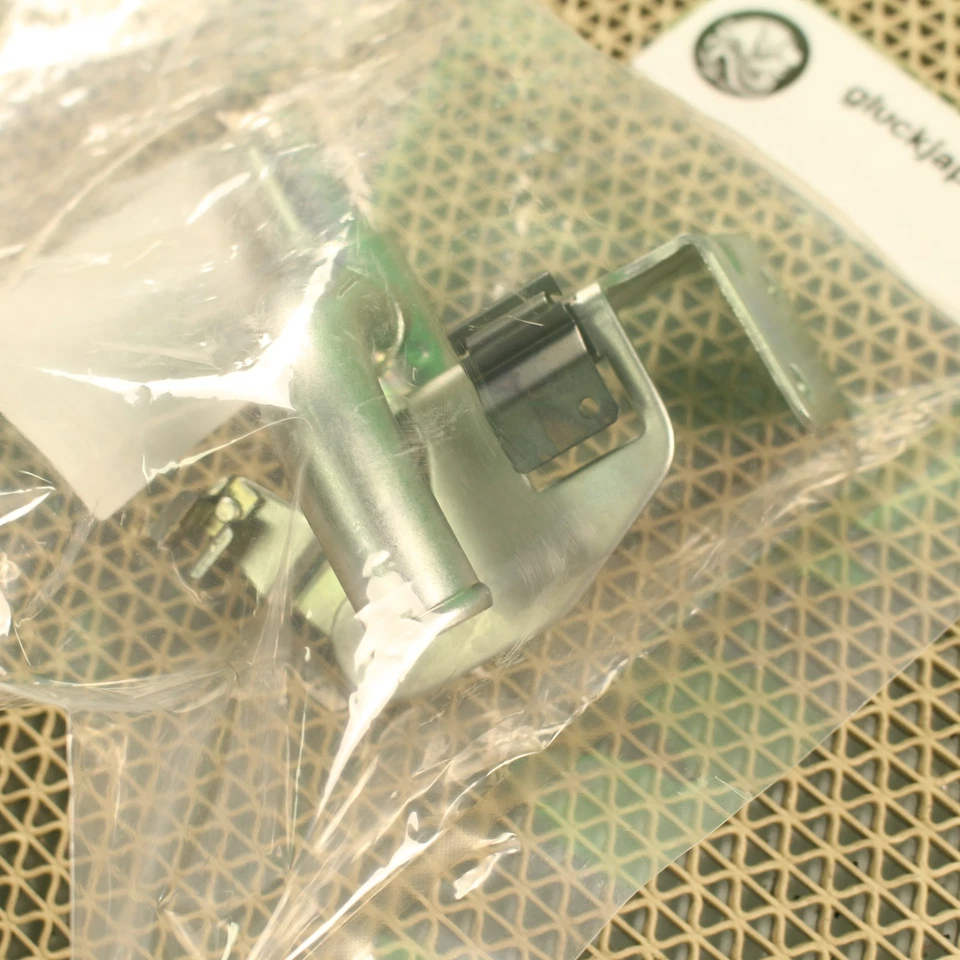 Válvula de agua calentador original Toyota Land Cruiser 40 BJ40/42/43/46 HJ47 87240-60031 Foto 2 de 4