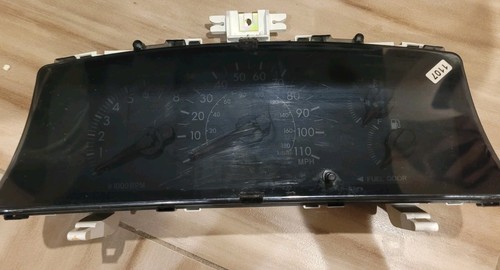 05 TOYOTA COROLLA Speedometer 8380002D90