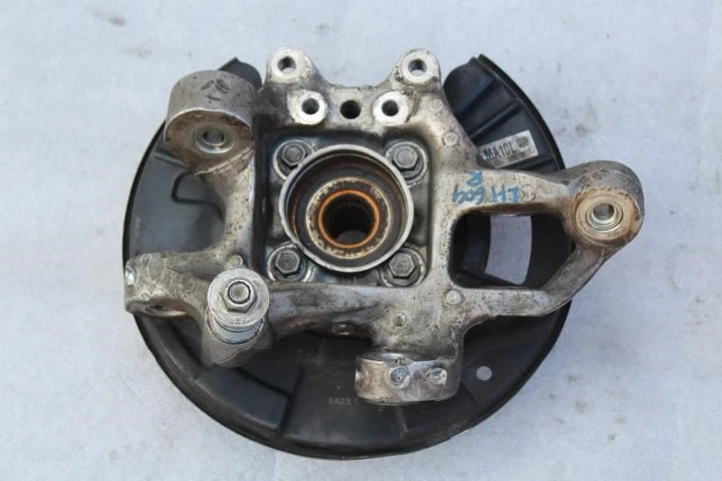 2007 LEXUS LS460 LEFT DRIVER SIDE REAR KNUCKLE SPINDLE HUB - Image 2 of 4