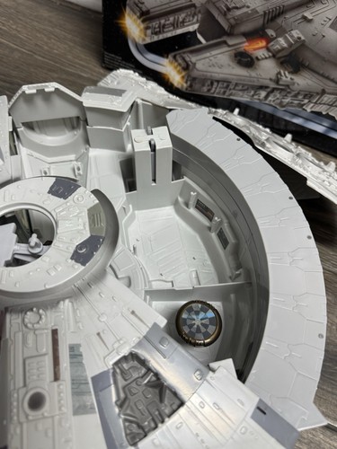2004 Star Wars Millennium Falcon The Original Trilogy Collection Complete Box - Picture 5 of 8