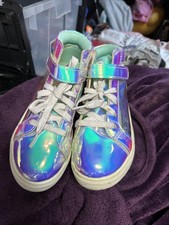 Wonder Nation Girls Athletic Iridescent Shoes Non-Marking Outsoles Size 5