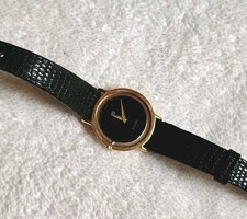 Vintage GUCCI Wristwatch For Parts Missing Front Plate Good Working Movement