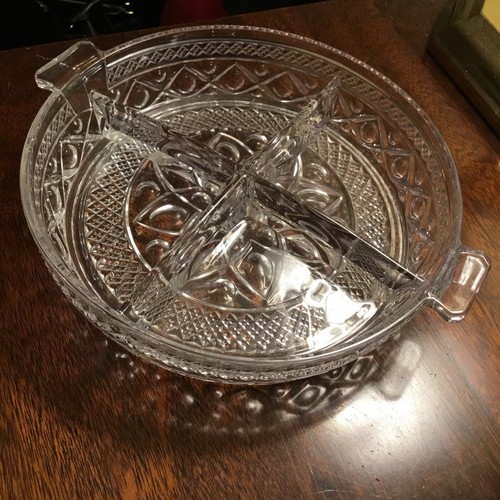 CAPE COD -Imperial - Vintage - 9 1/2” -4 Part -Divided -Tab Handled Relish Dish - Picture 2 of 4