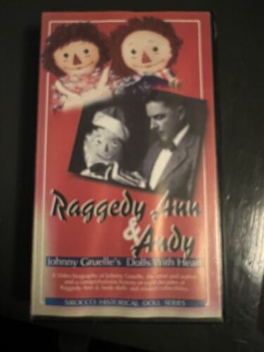 Rare Raggedy Ann & Andy Johnny Gruelles dolls with heart VHS - Afbeelding 1 van 13