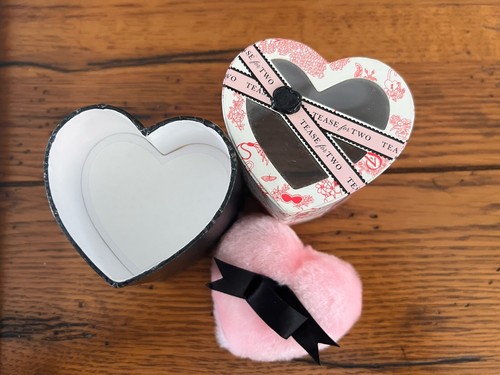 Victoria’s Secret Edible Shimmer Powder vanilla craving TEASE for TWO ...