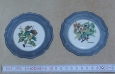 2 kleine Zinkteller mit Keramikbild, Silvaner-Riesling, 10 cm Durchmesser