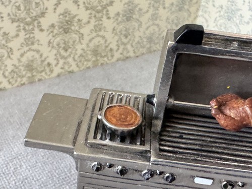 Miniatures BBQ Grill Weber Smoker Ornament - Picture 3 of 12