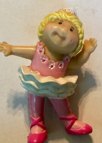 Vintage PVC Cabbage Patch Mini Figure - Picture 3 of 12