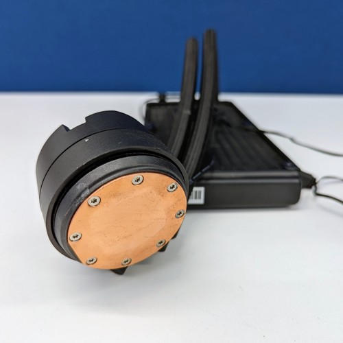 MSI MAG Coreliquid 240R V2 Kühler, nur Intel Halterung, getestet - Bild 4 von 10