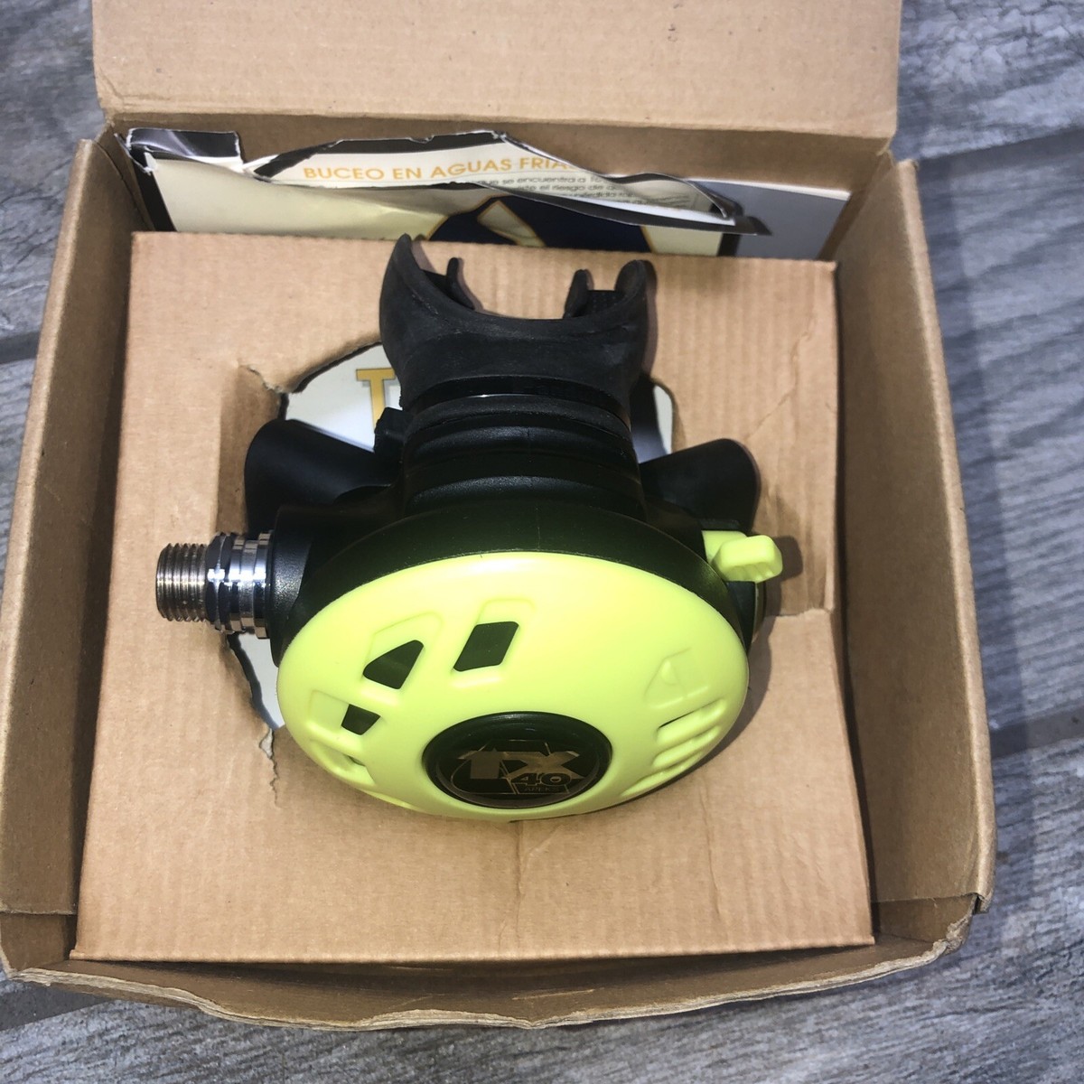 APEKS TX40 Octopus 2nd Stage Scuba Regulator With Yellow