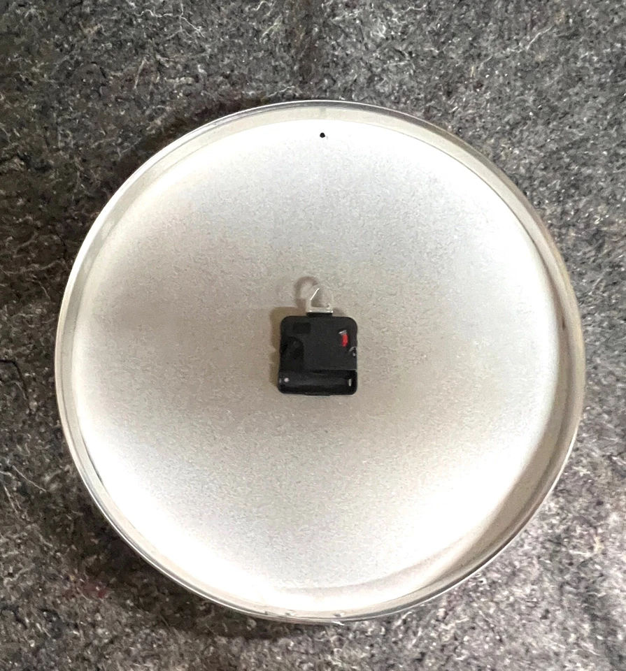 P-47D Thunderbolt "Eye Candy" Wall Clock MADE IN USA 14" - Image 2 of 3