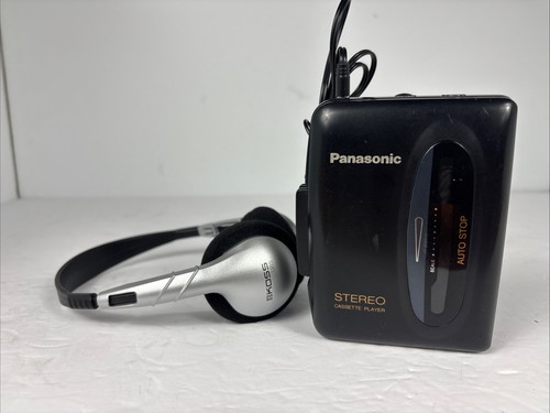 Panasonic Portable Stereo Cassette Player RQ-P30 mit Kopfhörer - Neuer Gürtel!!