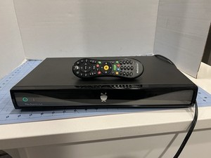 TIVO Roamio 1 Plus 1TB DVR for Cable TV TCD848000 LIFETIME SERVICE Tested Works
