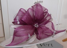 JACQUES VERT SILVER THREAD/MAGENTA STRAW HAT BOW/SPARKLE/FEATHERS IMMAC.COND.