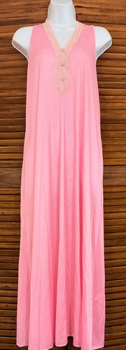 Kayser Bright Pink Gown and Robe Set Size M Peignoir Set 1970's - Picture 2 of 11