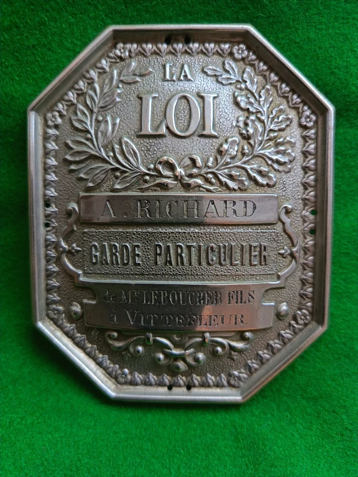 PLAQUE DE GARDE CHASSE A.RICHARD DE Mr LEBOUCHER FILS A VITTEFLEUR - Photo 1/2