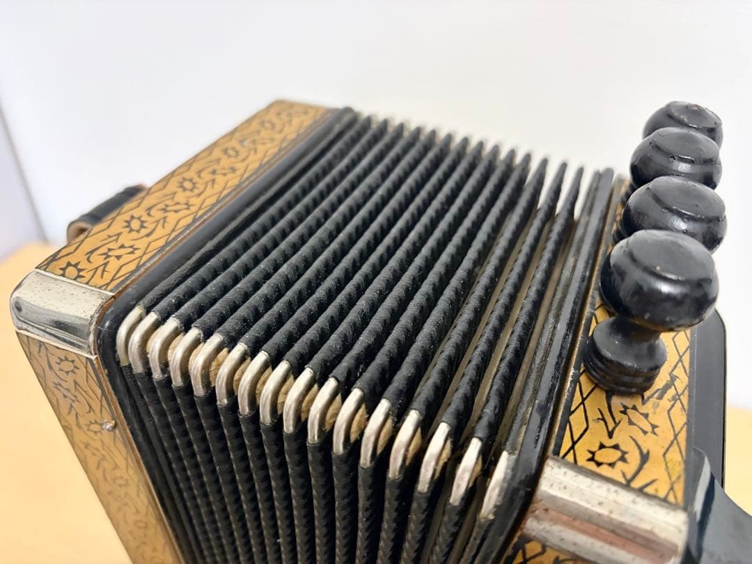 Hohner Wiener 114 Diatonic Accordion C Key 4 Reed Germany Tested
