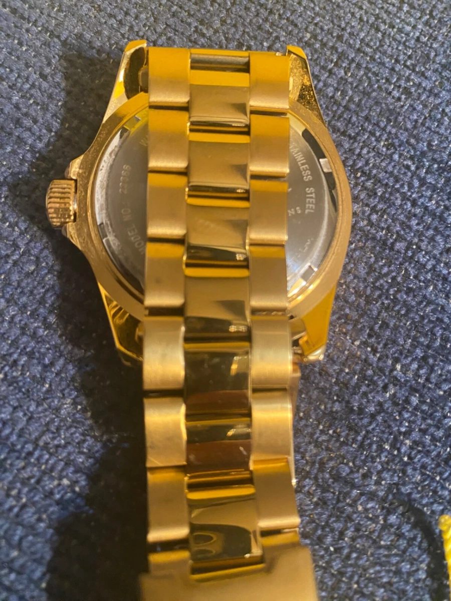 Invicta Pro Diver 23388 43mm gold Almost Brand New. Worn Once