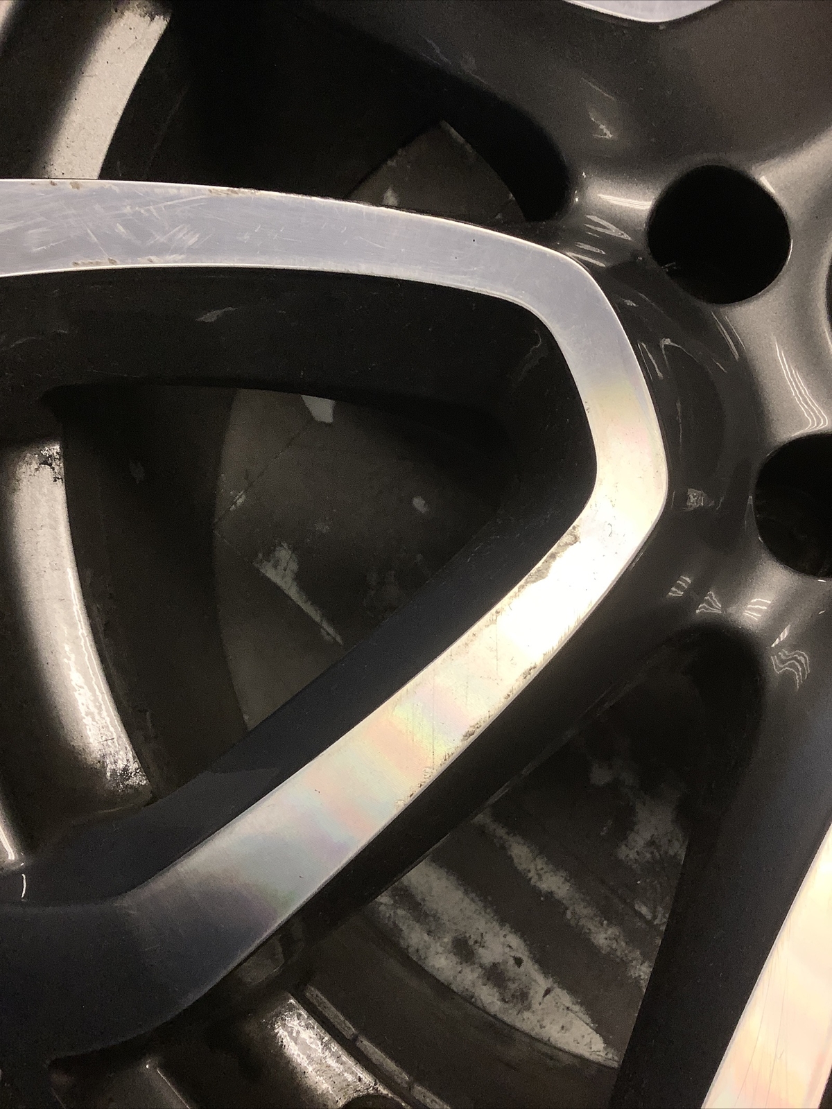 Maserati Levante 17 18 96415 OEM wheel rim 19 x 8.5 USED FRONT CNC CHARCOAL